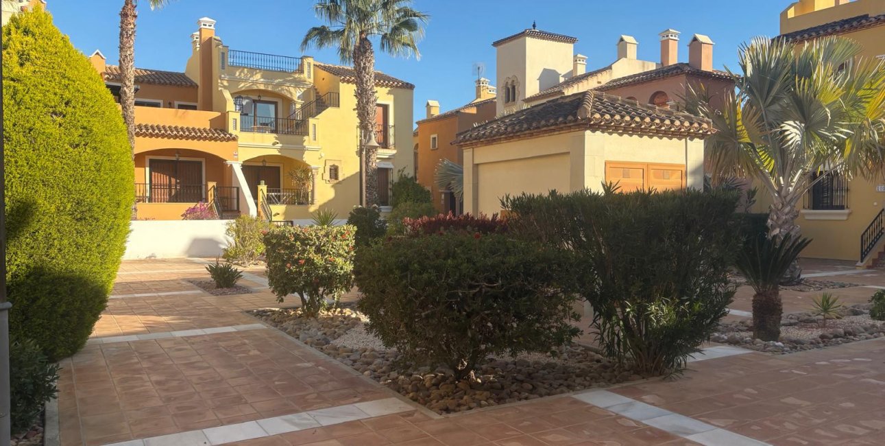 Resale - Townhouse -
Algorfa - La Finca Golf Resort