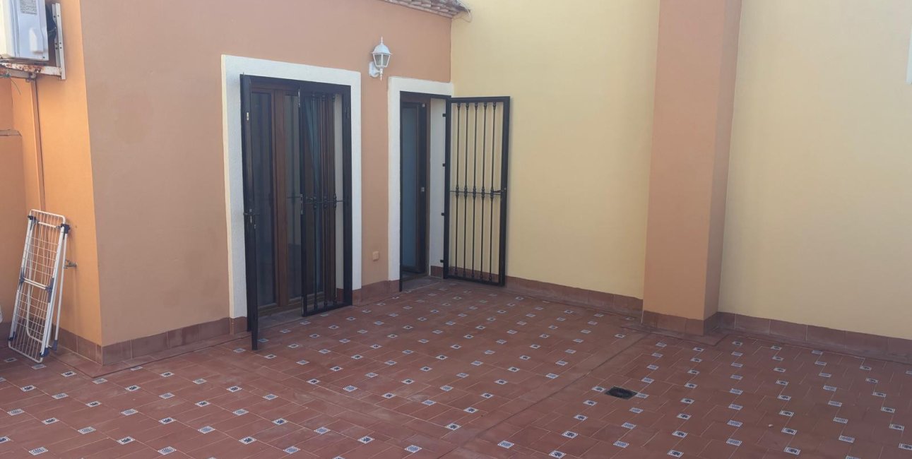 Resale - Townhouse -
Algorfa - La Finca Golf Resort