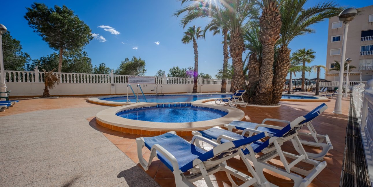 Resale - Apartment / flat -
Guardamar del Segura - El Eden