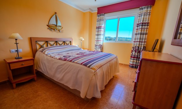 Resale - Apartment / flat -
Guardamar del Segura - El Eden