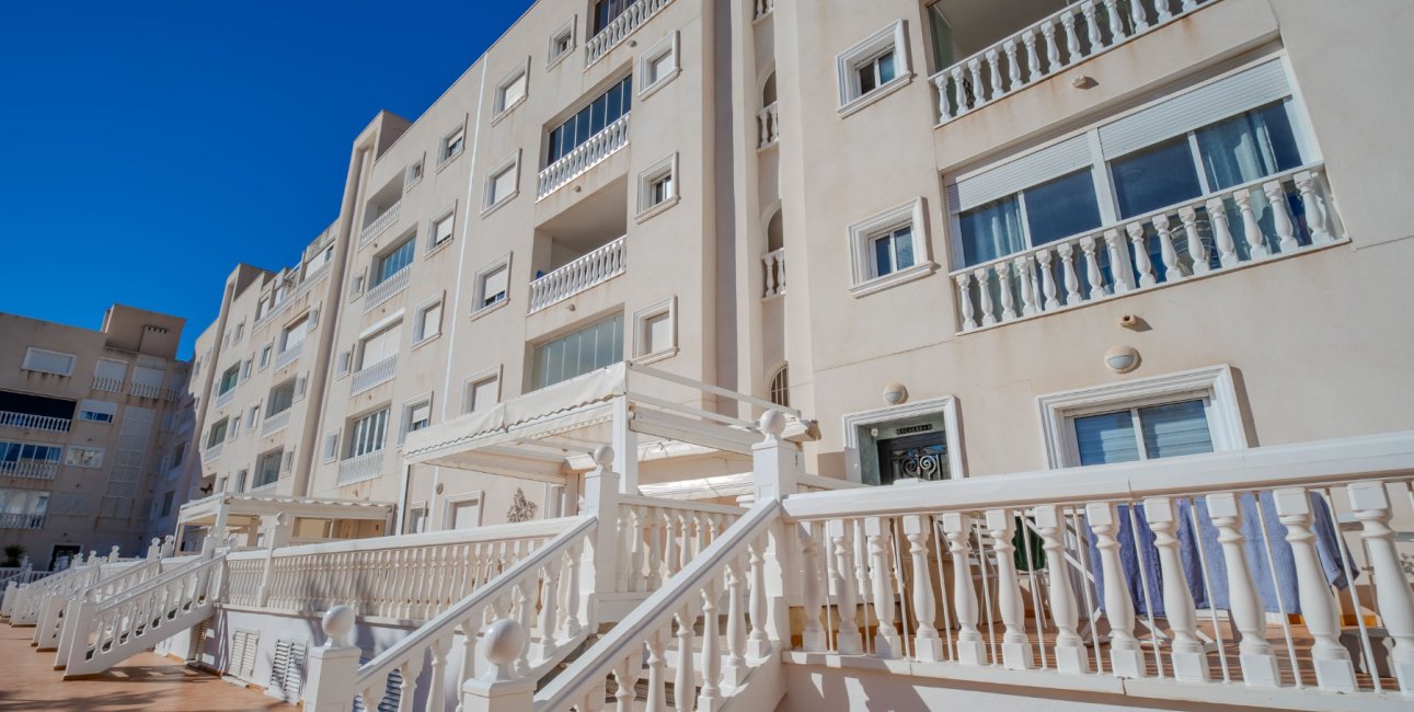 Resale - Apartment / flat -
Guardamar del Segura - El Eden