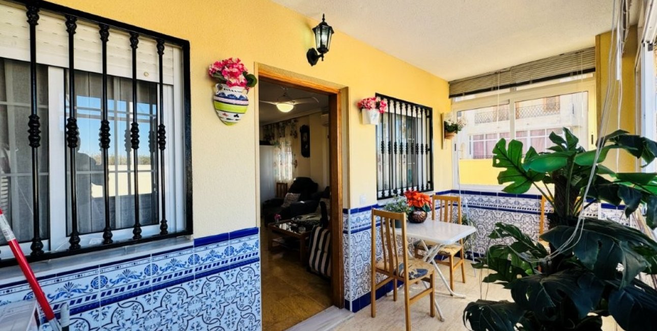 Resale - Apartment / flat -
Torrevieja - La Mata