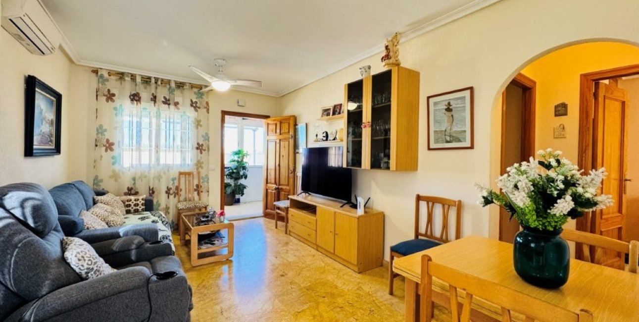 Resale - Apartment / flat -
Torrevieja - La Mata