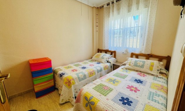 Resale - Apartment / flat -
Torrevieja - La Mata