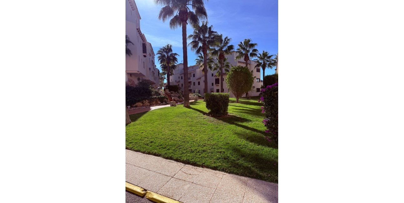 Resale - Penthouse -
Orihuela Costa - Las Ramblas