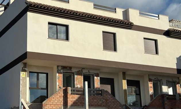 New Build - Townhouse -
La Union - centro
