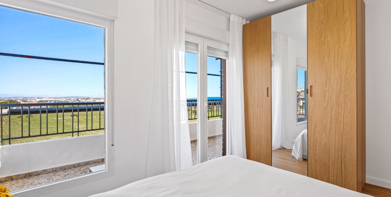 Resale - Apartment / flat -
Torrevieja - Rocio del Mar