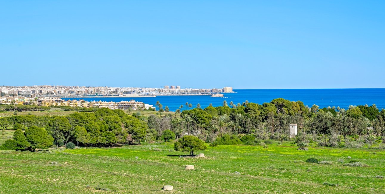 Resale - Apartment / flat -
Torrevieja - Rocio del Mar