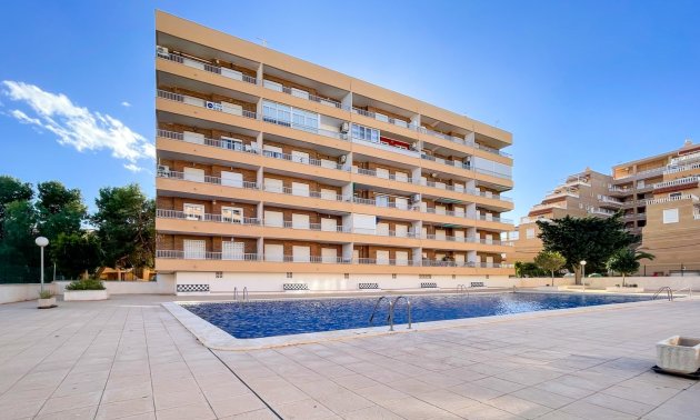 Resale - Apartment / flat -
Torrevieja - Rocio del Mar