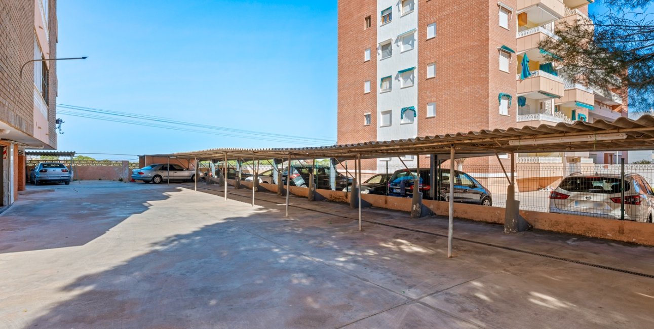 Resale - Apartment / flat -
Torrevieja - Rocio del Mar
