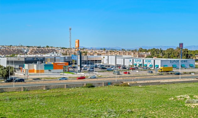 Resale - Apartment / flat -
Torrevieja - Rocio del Mar