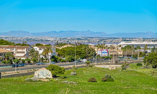 Resale - Apartment / flat -
Torrevieja - Rocio del Mar