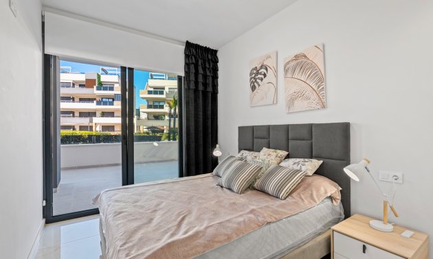 Resale - Apartment / flat -
Orihuela Costa - Playa Flamenca