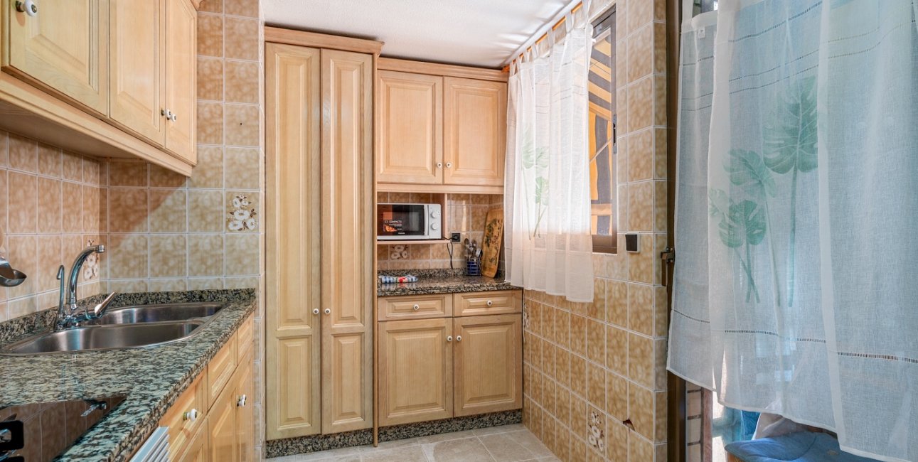 Resale - Apartment / flat -
Arenales del Sol - Arenales del Sol - Town