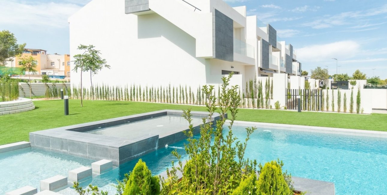 New Build - Bungalow -
Torrevieja - Los Balcones - Los Altos del Edén