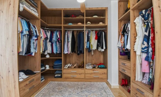 Resale - Villa -
Orihuela Costa - Las Ramblas