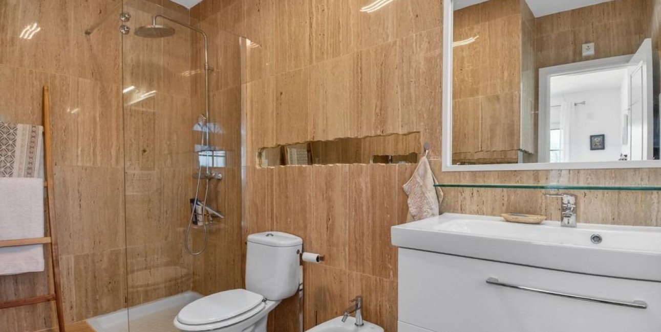 Resale - Villa -
Orihuela Costa - Las Ramblas