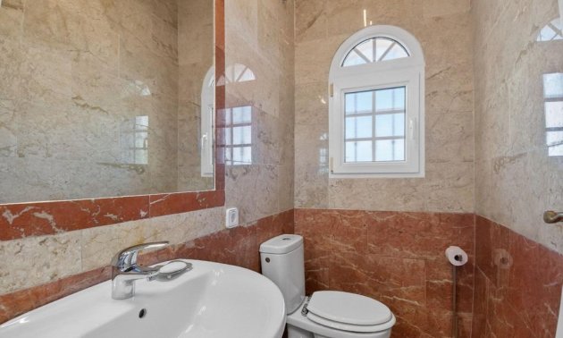 Resale - Villa -
Orihuela Costa - Las Ramblas