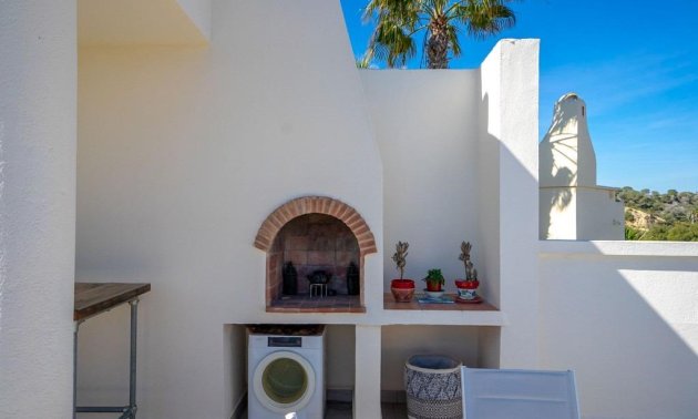 Resale - Villa -
Orihuela Costa - Las Ramblas