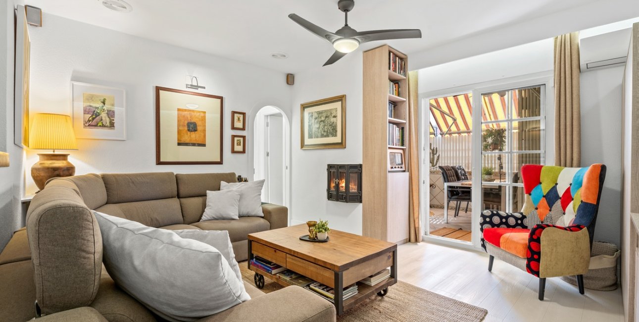 Resale - Apartment / flat -
Torrevieja - Torrevieja - Centre