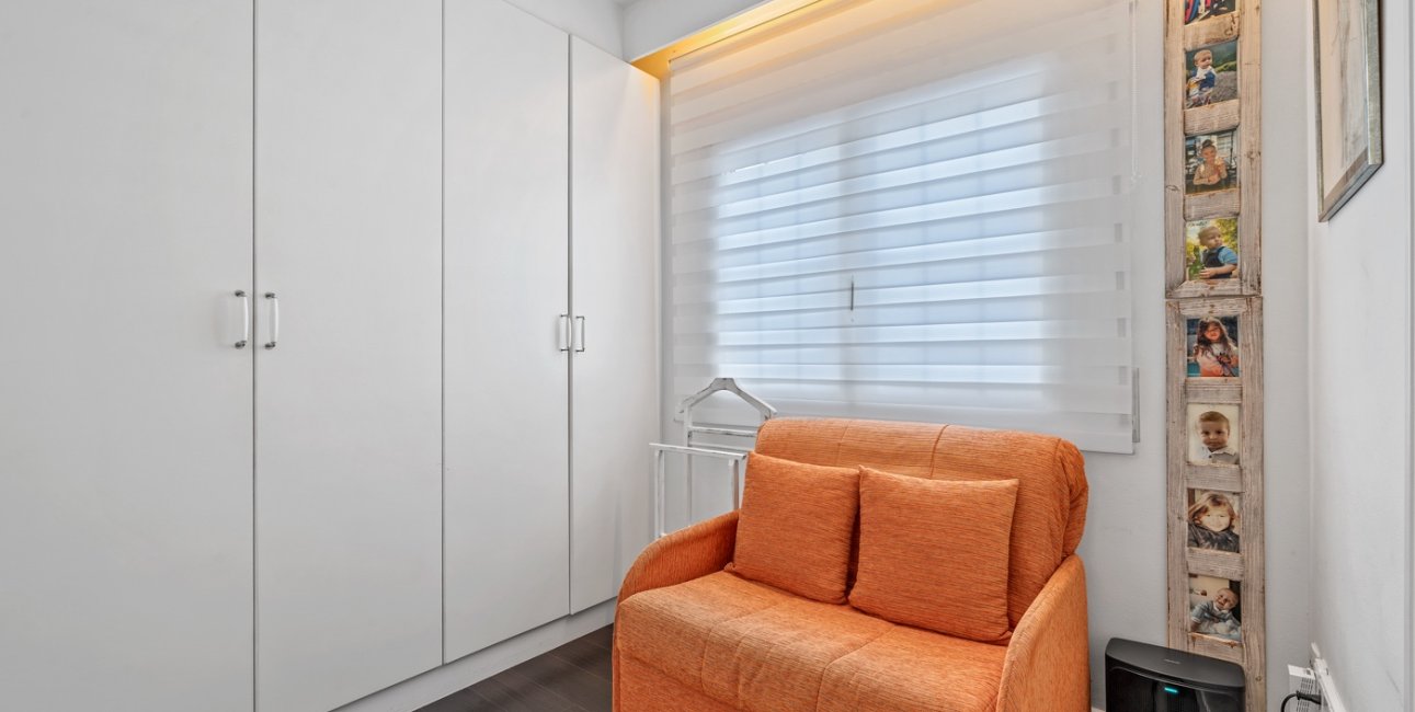 Resale - Apartment / flat -
Torrevieja - Torrevieja - Centre