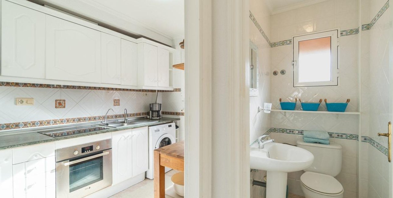 Resale - Townhouse -
Orihuela Costa - Playa Flamenca