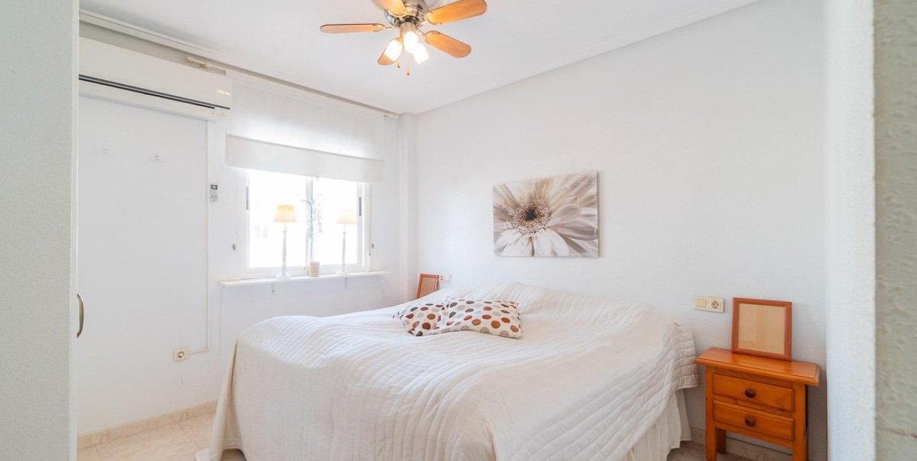 Resale - Townhouse -
Orihuela Costa - Playa Flamenca