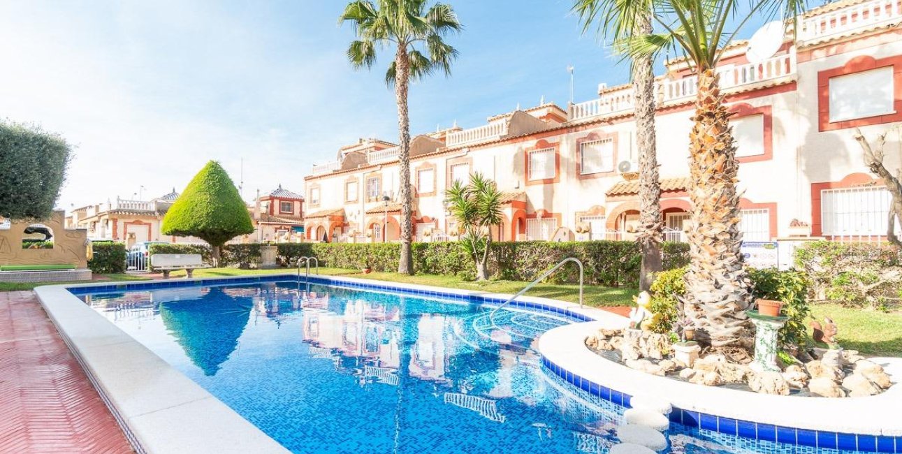 Resale - Townhouse -
Orihuela Costa - Playa Flamenca