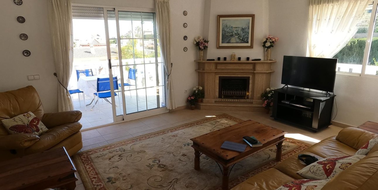 Resale - Villa -
Algorfa - Lomas de La Juliana