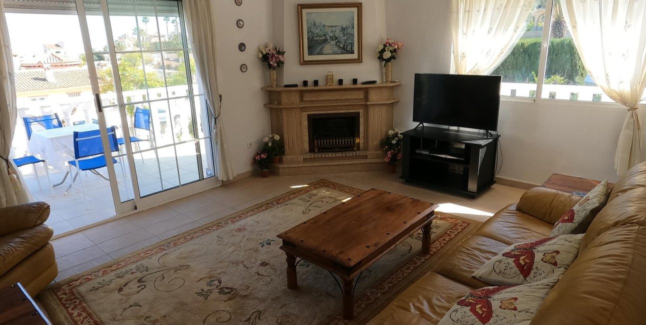 Resale - Villa -
Algorfa - Lomas de La Juliana