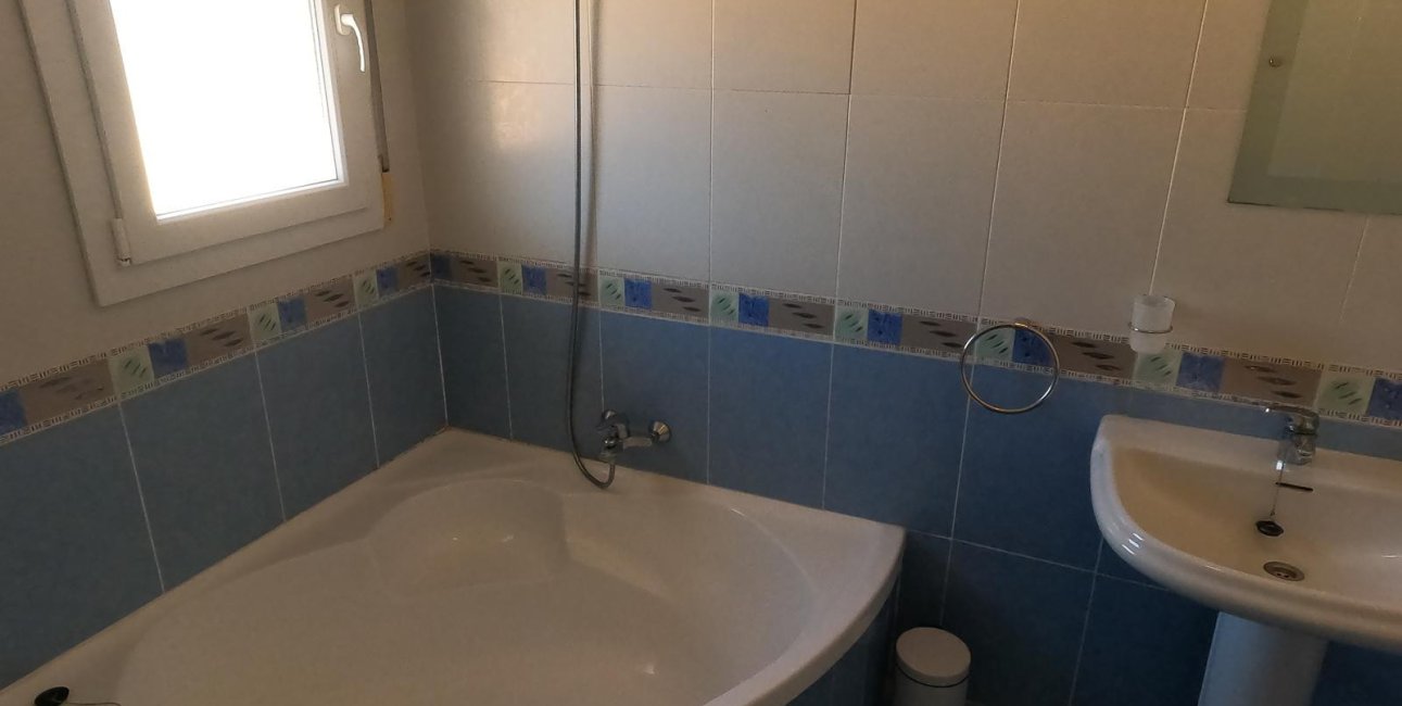 Resale - Villa -
Algorfa - Lomas de La Juliana