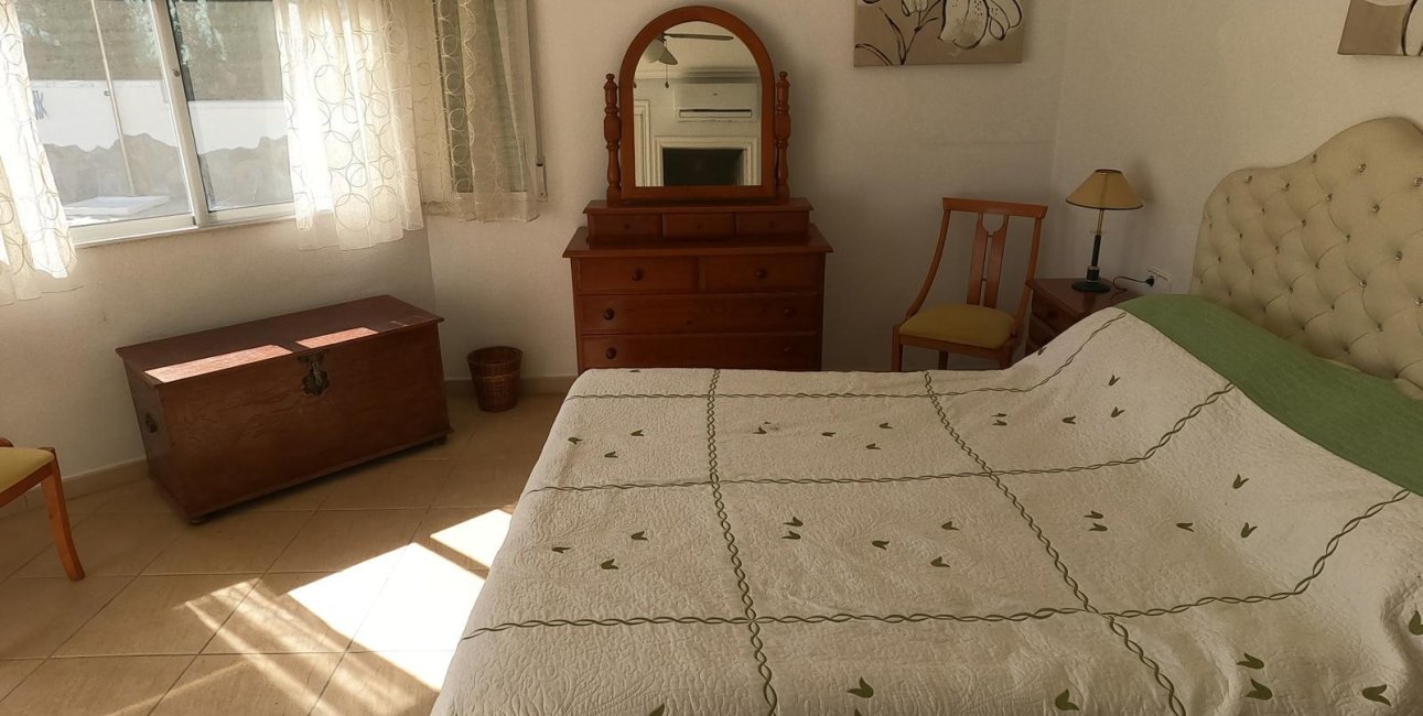 Resale - Villa -
Algorfa - Lomas de La Juliana