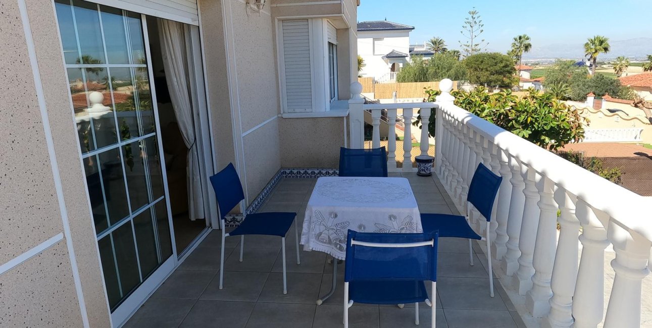 Resale - Villa -
Algorfa - Lomas de La Juliana