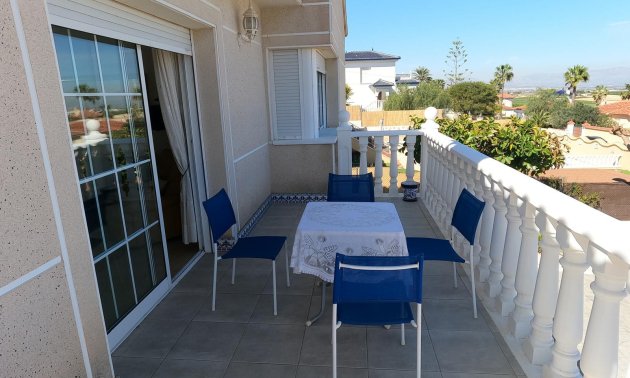 Resale - Villa -
Algorfa - Lomas de La Juliana