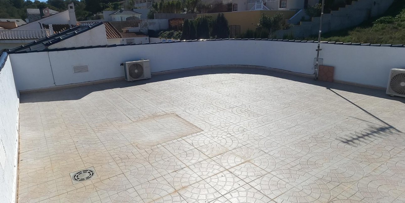 Resale - Villa -
Algorfa - Lomas de La Juliana