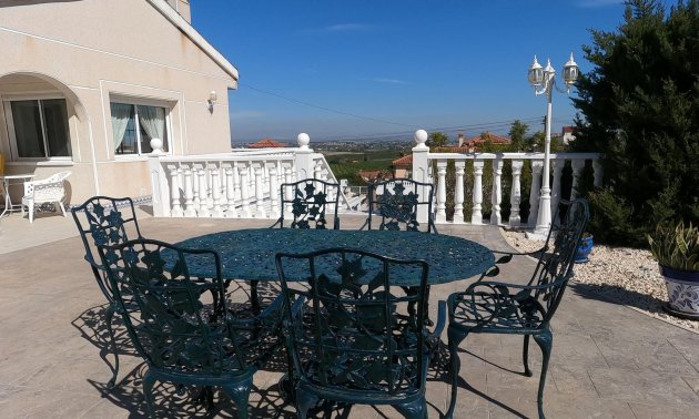 Resale - Villa -
Algorfa - Lomas de La Juliana