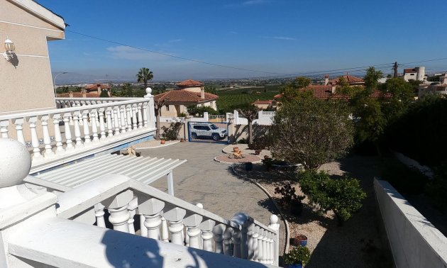 Resale - Villa -
Algorfa - Lomas de La Juliana