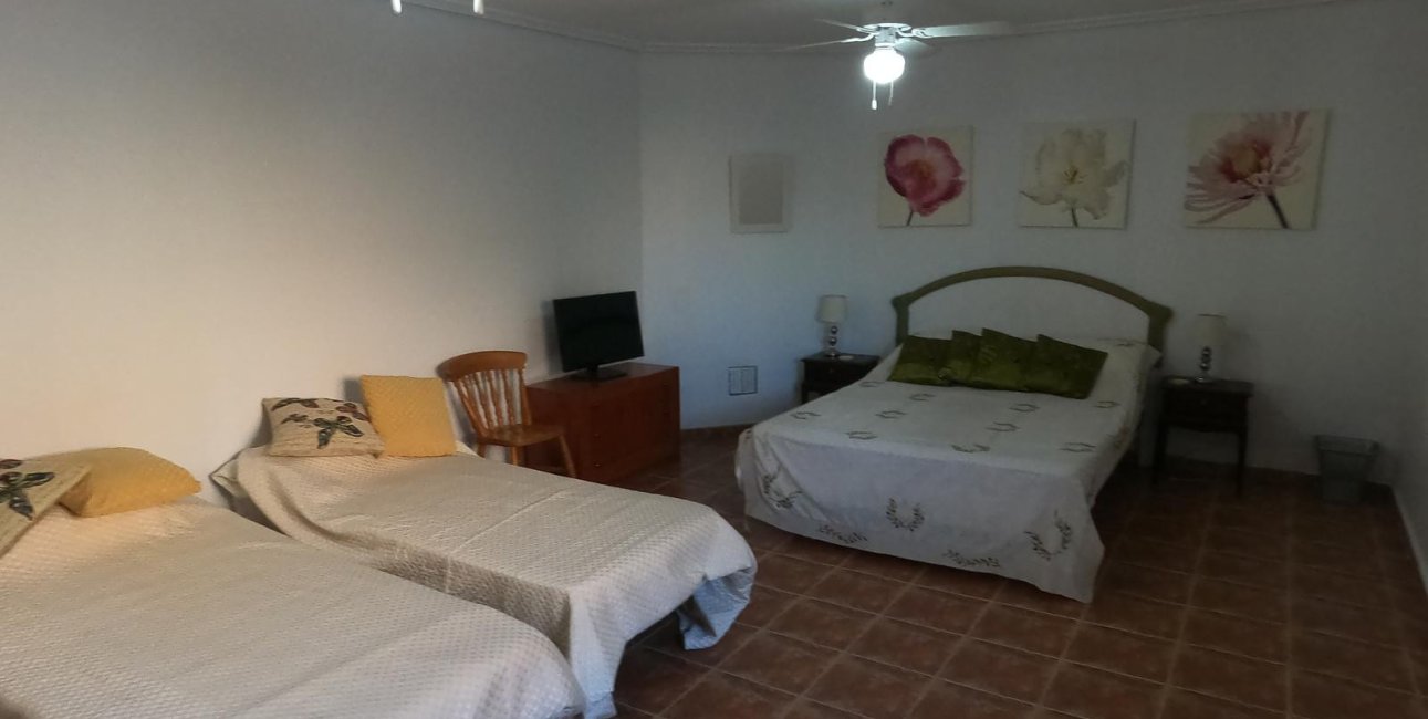 Resale - Villa -
Algorfa - Lomas de La Juliana