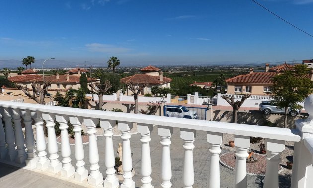 Resale - Villa -
Algorfa - Lomas de La Juliana