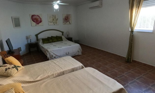 Resale - Villa -
Algorfa - Lomas de La Juliana