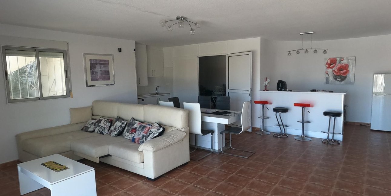 Resale - Villa -
Algorfa - Lomas de La Juliana