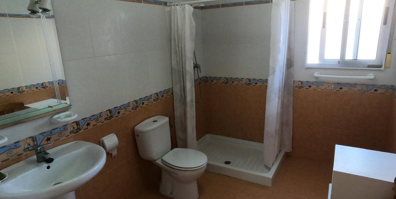 Resale - Villa -
Algorfa - Lomas de La Juliana