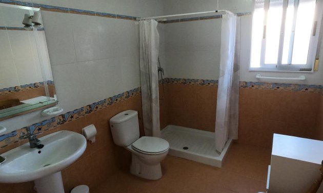 Resale - Villa -
Algorfa - Lomas de La Juliana