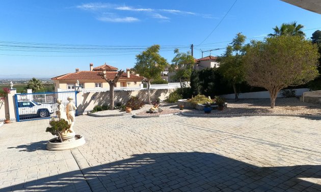 Resale - Villa -
Algorfa - Lomas de La Juliana
