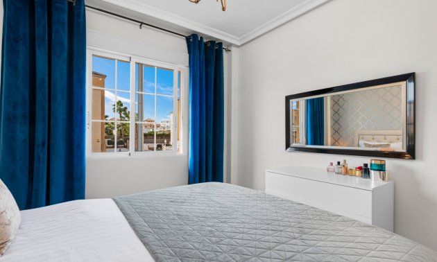 Reventa - Apartamento / piso -
Orihuela Costa - Lomas de Cabo Roig