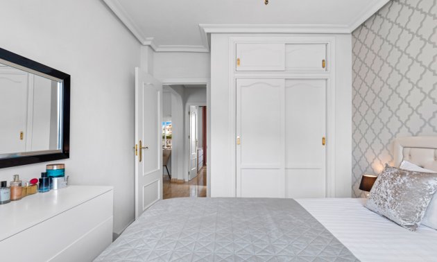 Reventa - Apartamento / piso -
Orihuela Costa - Lomas de Cabo Roig