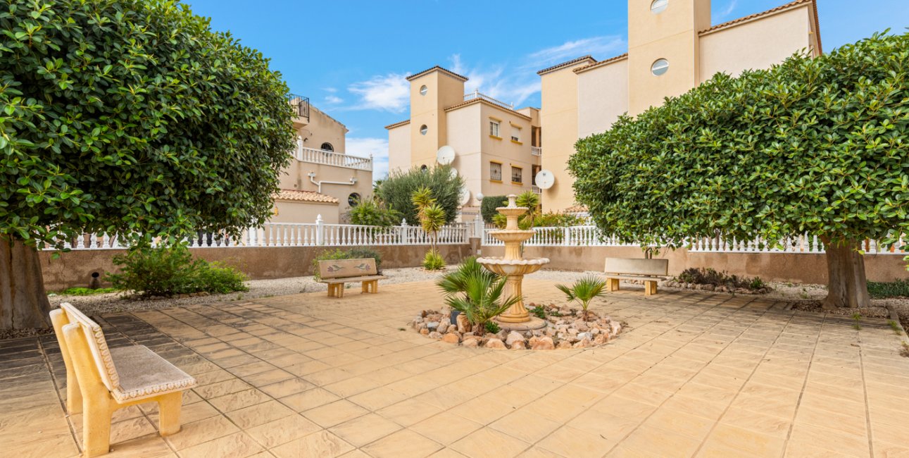 Reventa - Apartamento / piso -
Orihuela Costa - Lomas de Cabo Roig