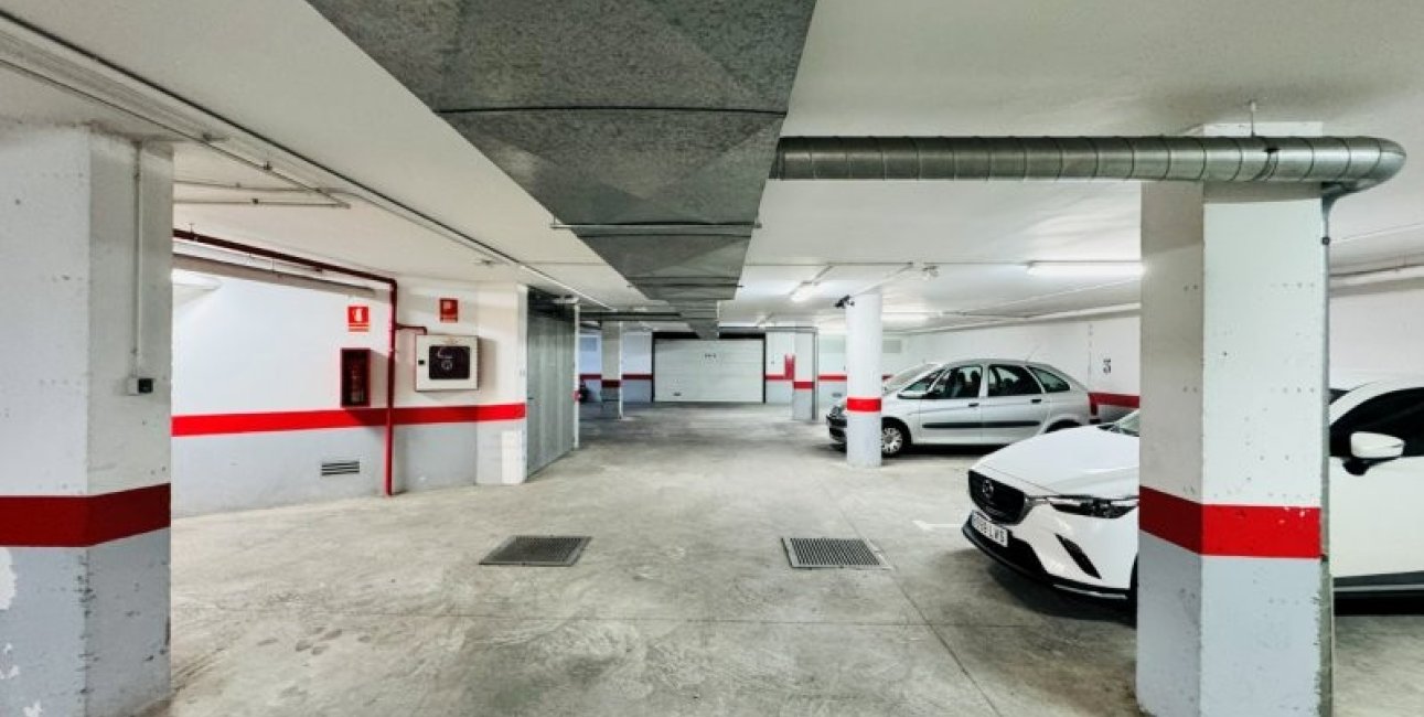 Resale - Apartment / flat -
Torrevieja - Centro