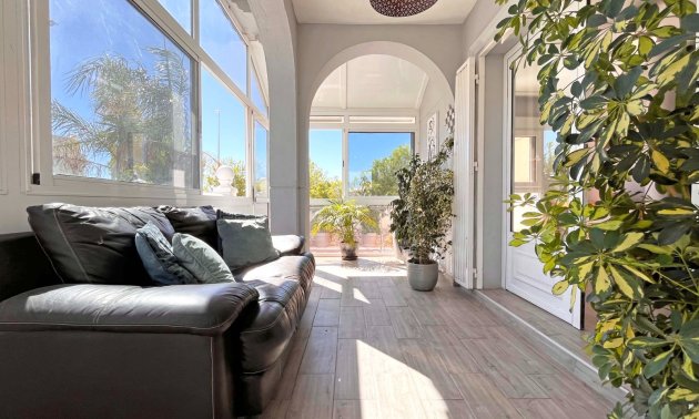 Rynek wtórny - Willa -
Orihuela Costa - La Zenia