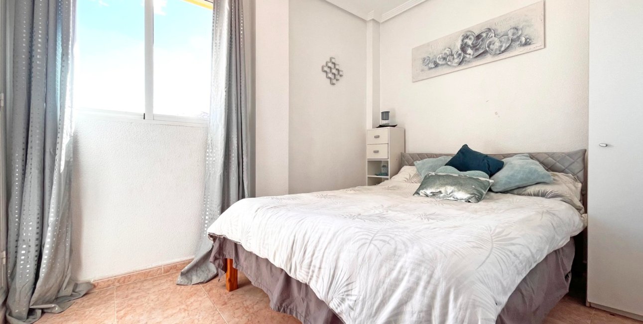 Rynek wtórny - Willa -
Orihuela Costa - La Zenia